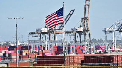 Trump lenkt ein: Zölle bis April teilweise ausgesetzt