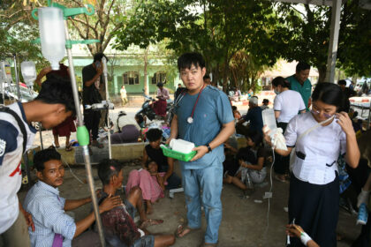 Ärzte an den Grenzen ihrer Kraft – Massenhaft Verletzte nach Erdbeben in Myanmar