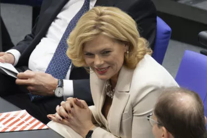 CDU-Politikerin Klöckner zur Bundestagspräsidentin gewählt