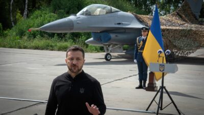 Neue Waffen für Kiew: Bundesfinanzministerium billigt Drei-Milliarden-Paket