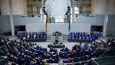 Grundgesetzänderung zur Schuldenbremse: Entscheidung im Bundestag mit knapper Mehrheit erwartet