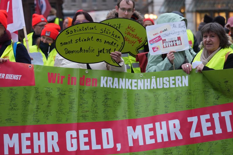Mehr Geld, mehr Zeit: Dafür protestieren die Beschäftigten im öffentlichen Dienst. (Archivbild)