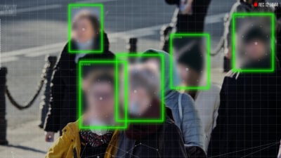 China entwickelt Spionagekamera, die aus 100 km Entfernung Gesichter erkennt