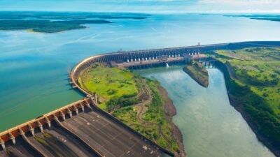 Studie: Hochwasserdämme können Überschwemmungen begünstigen