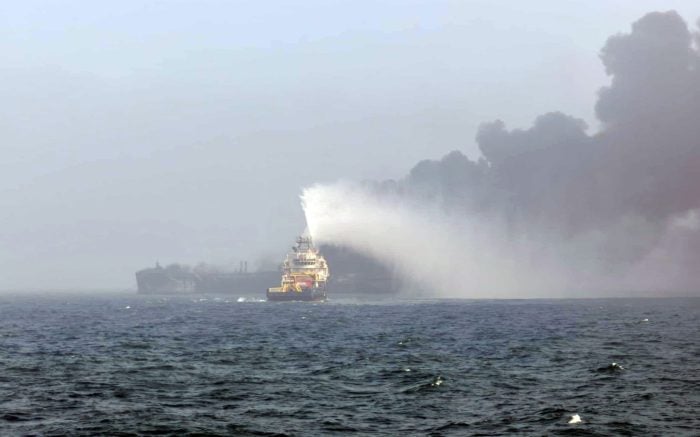 Vor der britischen Küste sind ein Öltanker und ein Frachtschiff zusammengestoßen.