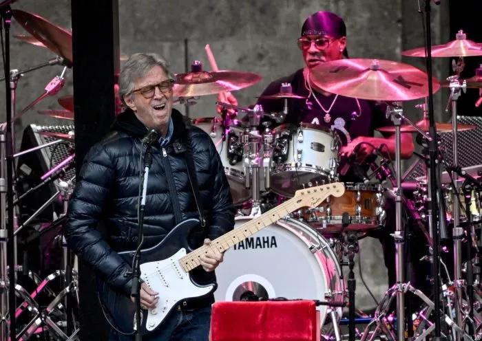 Konzerte sind sein Lebenselixier: Eric Clapton bei einem Konzert auf der Berliner Waldbühne. (Archivbild)