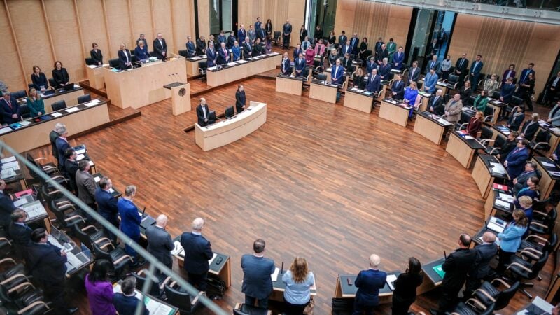 Die Grundgesetzänderungen können nur in Kraft treten, wenn auch der Bundesrat am Freitag mit Zweidrittelmehrheit zustimmt. (Archivfoto)