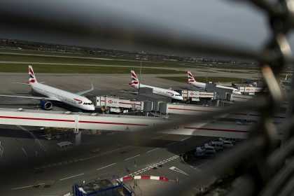 London Heathrow nach Stromausfall wieder in Betrieb