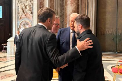 Macron: „Ukraine bereit für bedingungslose Waffenruhe“