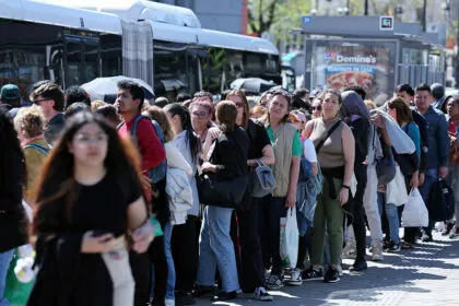 Spaniens Stromausfall legte das Land lahm – Madrilene: „Das Licht ging aus und die Metro hat angehalten“