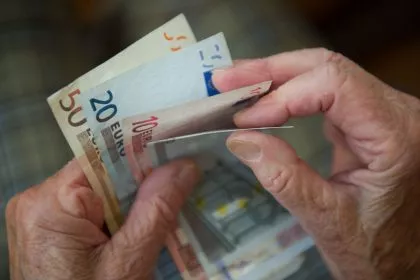 Rente, Pflege, Gesundheit – bald 50 Prozent Abgaben?