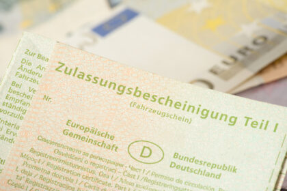 Fahrzeugschein auf dem Smartphone: Pilotprojekt startet am Montag