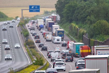 EU-Parlament stimmt Lockerung von CO2-Vorgaben für Autohersteller zu