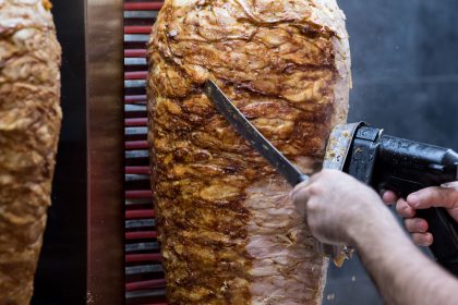 Döner-Streik in Großfabrik: Bleiben jetzt die Spieße stehen?
