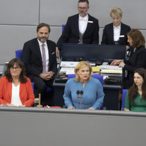 Bundestag will Diäten um 5,4 Prozent anheben – Linke und AfD ziehen nicht mit
