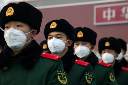 Chinas neues Corona-Weißbuch: USA als Virusquelle beschuldigt