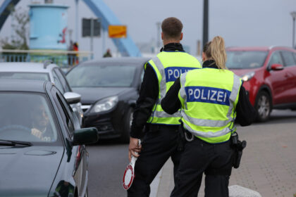 Verstärkte Kontrollen und Zurückweisungen laut Bundesregierung durch deutsches und EU-Recht gedeckt