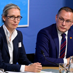 BfV stuft gesamte AfD als rechtsextrem ein – Partei will sich „juristisch zur Wehr setzen“