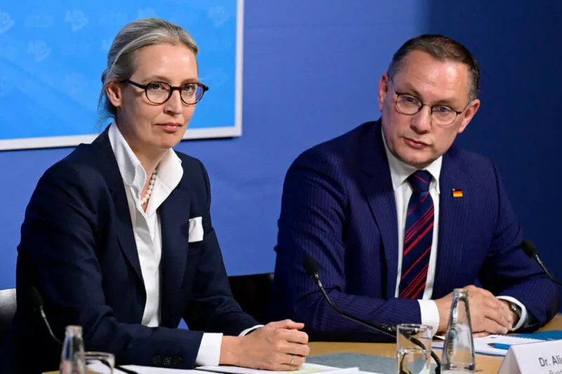 Einstufung als „gesichert rechtsextremistisch“ ausgesetzt - AfD sieht Teilerfolg