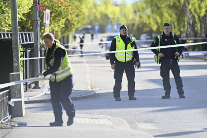 Schwedische Polizei nimmt nach Angriff mit drei Toten 16-Jährigen fest