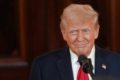Ganz unverbindlich: Trump proklamiert neue Feiertage für die „Weltkriegssiege“