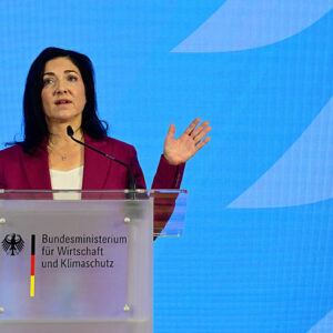 Wirtschaftsministerin Reiche: „Die Krise ist made in Germany – die Lösung auch“