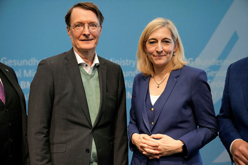 bund-hilft-gkv-mit-800-millionen-euro-zuschuss-gesundheitsministerin-warken-alarmiert