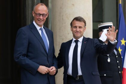 Merz und Macron wollen stärker in Verteidigungspolitik kooperieren – atomare Abschreckung in der EU