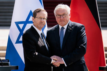 „Für uns Deutsche war das ein Geschenk“: Bundespräsident Steinmeier besucht Israel