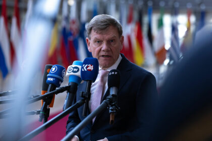 Europäische Unterstützer Kiews erhöhen nach Trump-Telefonat Druck auf Putin