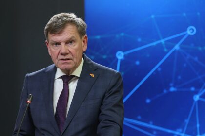 Wadephul bei Spanien-Besuch: Berlin setzt Waffenverkäufe an Israel fort