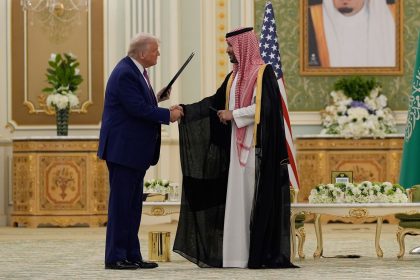 Weißes Haus: USA und Saudi-Arabien vereinbaren Rüstungsdeal über 142 Milliarden Dollar