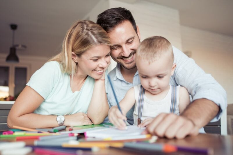 Spielend-leicht-lernen-So-unterst-tzen-Sie-ihre-Kinder-fr-h-beim-Schreiben-und-Malen