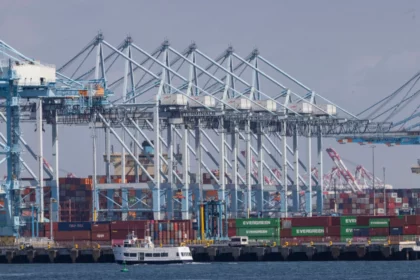 Hafen von Los Angeles warnt vor 35 prozentigen Rückgang der Frachtankünfte