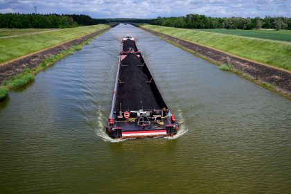 Kapitän am Schreibtisch: Sechs Monate Fernsteuerung auf dem Kanal