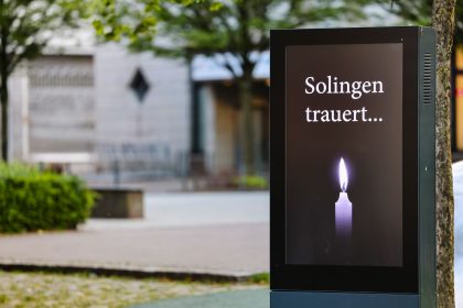 „Unschuldige getötet“: Angeklagter im Solingen-Prozess gesteht Messerangriff