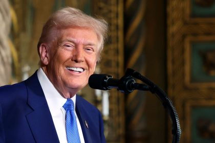 Trump will „wunderschönen Ballsaal“ im Weißen Haus bauen lassen