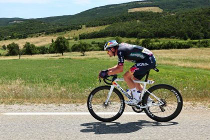 Erster deutscher Erfolg beim 108. Giro: Solo-Sieg für Denz