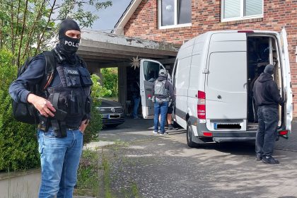 Illegale Einreisen aus China: Razzia wegen Schleuserkriminalität in mehreren Bundesländern