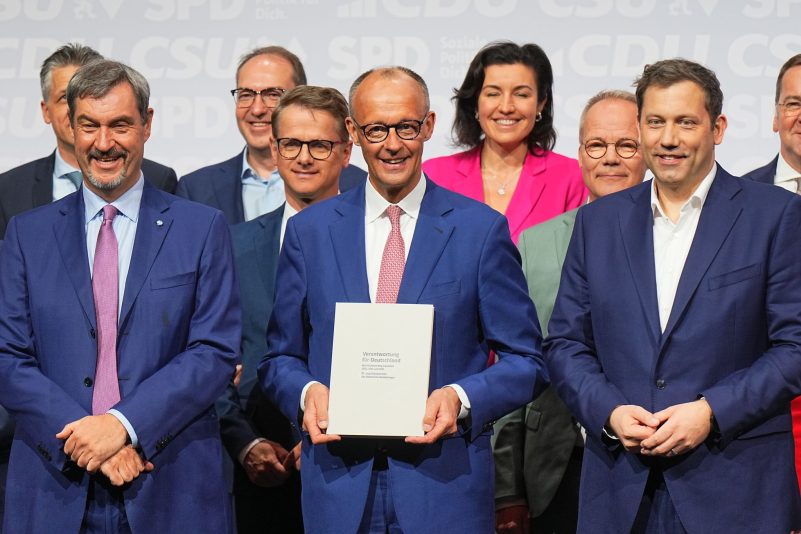Geschafftes Strahlen: Der neue Koalitionsvertrag