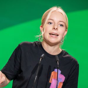 Wegen Instagram-Post: Klöckner droht Nietzard mit Hausverbot im Bundestag