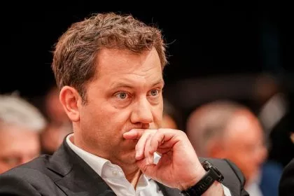 SPD-Parteitag: Klingbeil-Dämpfer, Kontroversen und Ablehnung der Nordstream-Inbetriebnahme