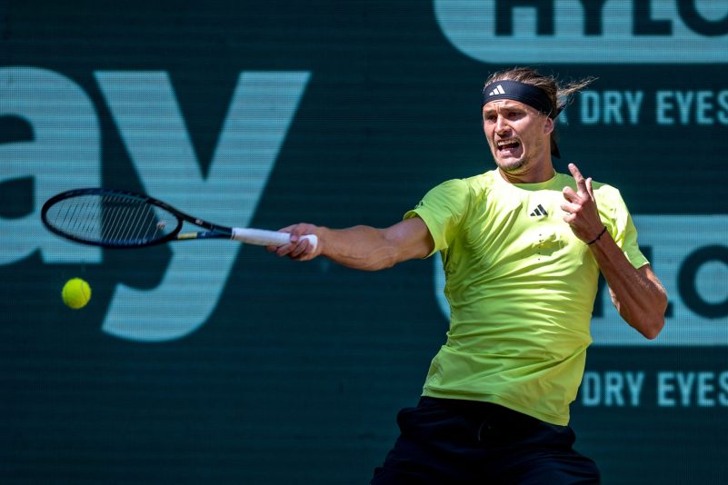 Alexander Zverev muss weiter auf seinen ersten Rasen-Titel warten.