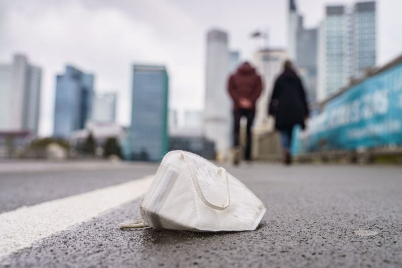 Einst Alltagsgegenstand, mittlerweile eher selten zu sehen: Masken zum Schutz gegen Corona.