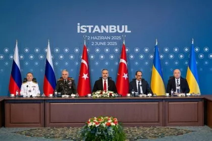 Istanbul-Gespräche haben begonnen – Ukraine stimmt sich zuvor mit Berlin, Rom und London ab