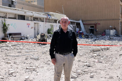 TICKER Nahost-Eskalation | Schiff mit 1.500 im Ausland gestrandeten Israelis in Israel angekommen