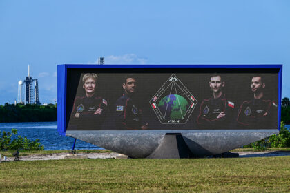 Erstmals Inder, Ungar und Pole an der ISS angekommen – dank SpaceX