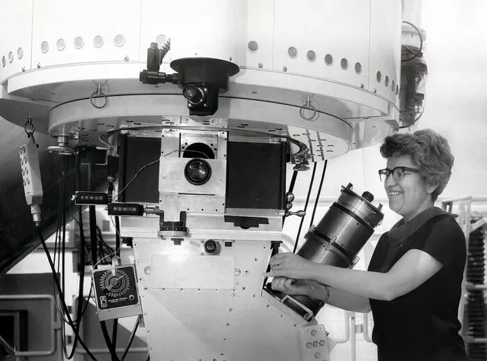 Vera C. Rubin im Jahr 1963