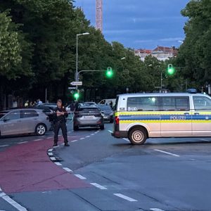München: Messerangriffe auf Passanten – Angreiferin war schon vor Attacken auffällig