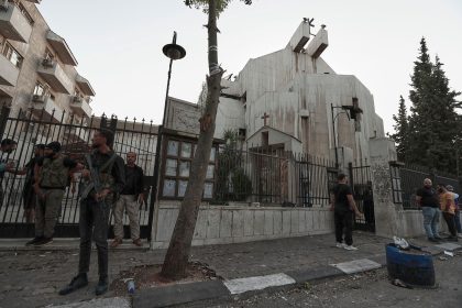 Anschlag auf Kirche in Syrien: Übergangspräsident verspricht Aufklärung